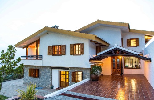 Viznar Villa | Summer and Winter villa to enjoy with family/friends. Private pool and parking.