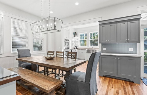 WaterSound Beach House | Summer Availability! Golf Cart! Walk to the Beach! Carriage House! Watersound Gated Community!