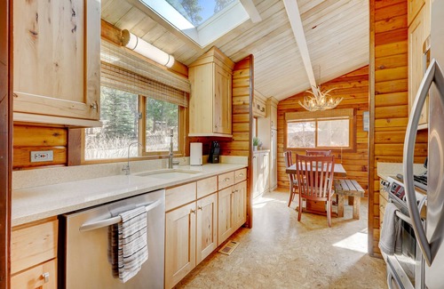 Breckenridge House | Summer Deals! Mountain View Cabin: Hot Tub, Game Room & Cozy Fireplace