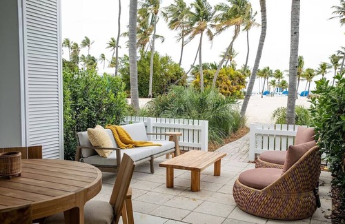 Islamorada House | Summer Escapade! Onsite Pool, Steps from the Beach, Pets Allowed, Free Parking!