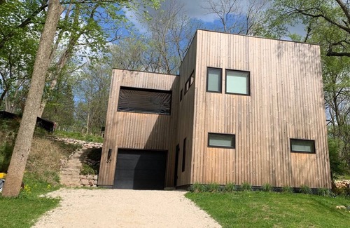 Williams Bay House | Summer fun in a modern home near the lake, restaurants, and exciting activities!