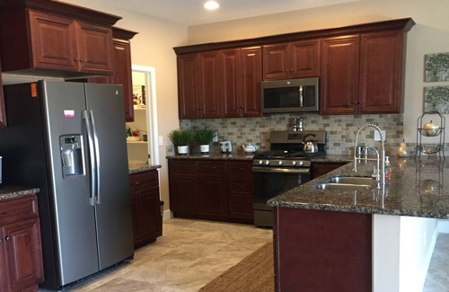 Fort Mohave House | SUMMER FUN -- SPACIOUS VIEW HOME 5 MINUTES TO COLORADO RIVER