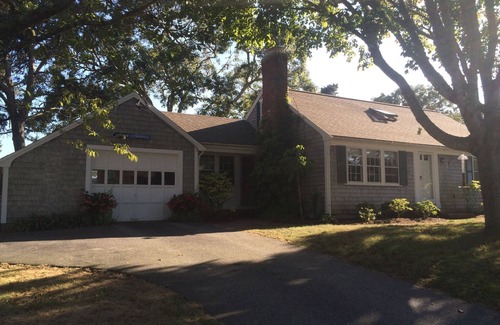 West Chatham House | Summer Hydrangea: Chatham's Truly Exceptional Summer Retreat