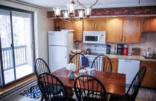 Jeffersonville Apartment | Summer in Vermont at Smugglers Notch - 20 minutes from Stowe