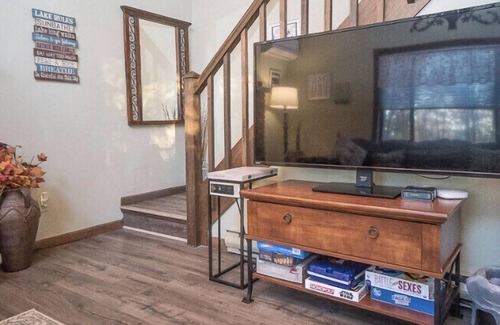 Lake Ariel Ski Chalet | Summer is the perfect time to be hiding out in our amazing community!