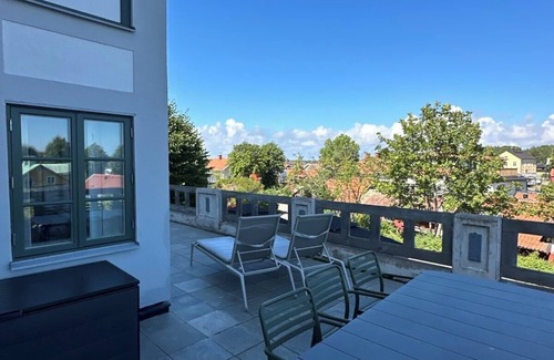 Sandhamn Apartment | Summer Pearl