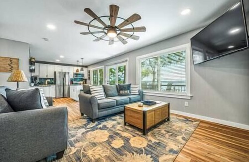 Chapin House | Summer plans?! Gorgeous Lakefront Escape. Lake all day, firepit at night
