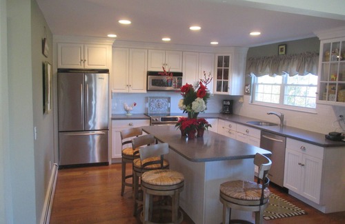 Southampton House | Summer Rental with Private Heated Pool &Tennis Near Beach & Village