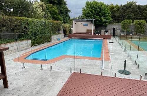 Springlands House | Summer Retreat - Blenheim Holiday Home
