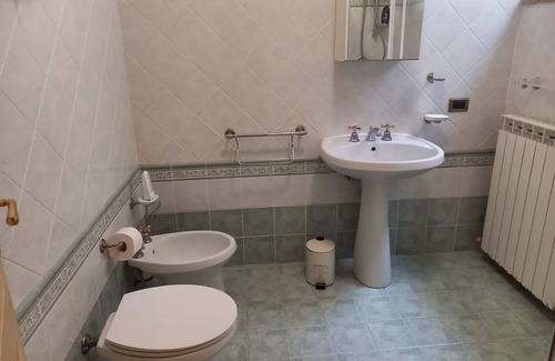 Montelirossi Apartment | Summer sale! Lovely 3-Bed Apartment in Spoleto