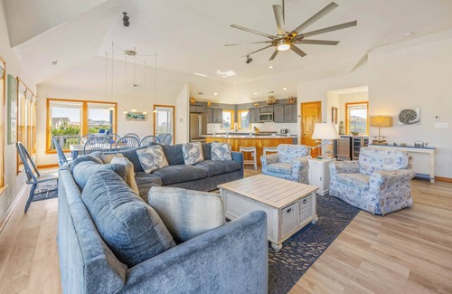 Farrow Shores House | SUMMER SAVINGS - Semi-Oceanfront Dog Friendly Home w/Pool, Hot Tub, EV Charger