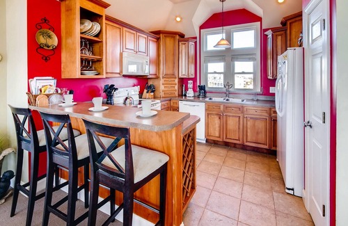 Wind Over Waves House | SUMMER SAVINGS - Semi-Soundfront Dog Friendly w/Pool, Hot Tub, Cmty Boat Ramp