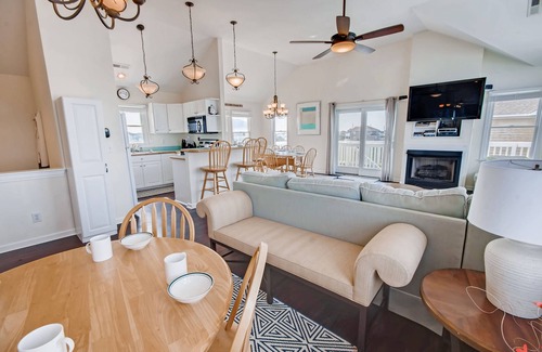 Wind Over Waves House | SUMMER SAVINGS Semi-Soundfront Dog Friendly w/Pool, Hot Tub, Game Rm, Boat Ramp