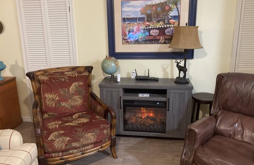 Port Charlotte House | Summer secret, less crowded. Perfect time for your summer vacation.