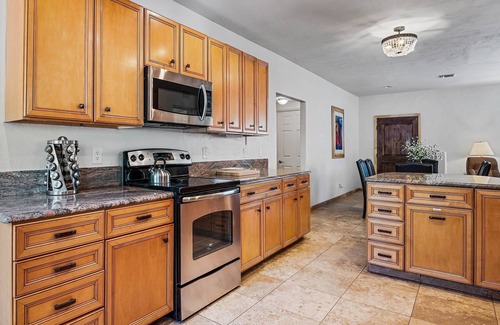 Tanque Verde House | Summer Specials, Large Pool, Pickleball Solana #2