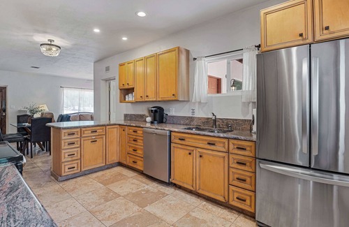 Tanque Verde House | Summer Specials, Large Pool, Pickleball Solana #2
