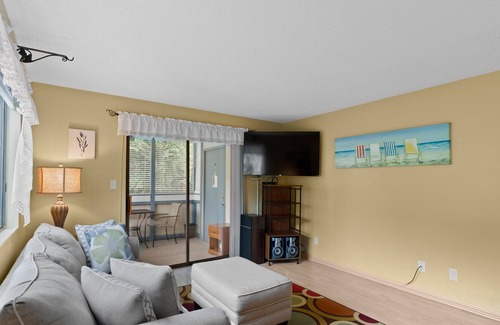 The Dunes Condo | Summer Tree Village J5-2BR/2BA condo in Shore Drive
