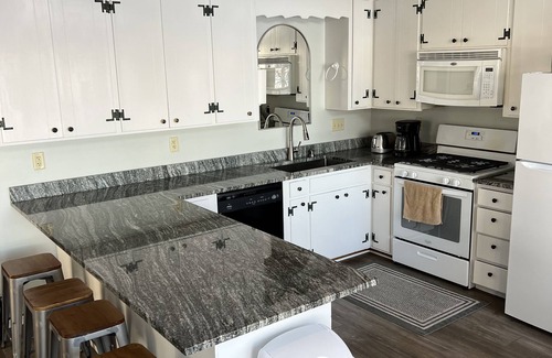 Nevis House | SUMMER WEEKLY DISCOUNT! 5 bed 3 bath Home Near Nevis MN