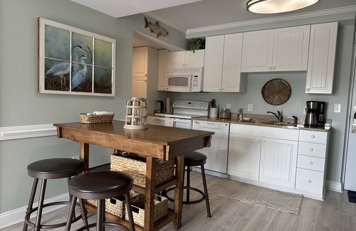 North Litchfield Beach Condo | Summerhouse Villas Condo with Resort Amenities! Short or long term rentals.
