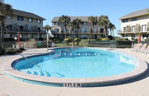 Crescent Beach House | Summerhouse 228