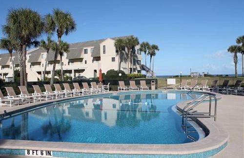 Crescent Beach House | Summerhouse 228
