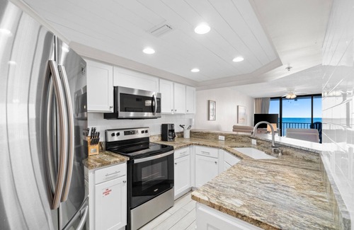 Crescent Beach Condo | Summerhouse 609B - Beachfront, 2 Pools, Pickleball, Hot Tub, Free Golf Daily