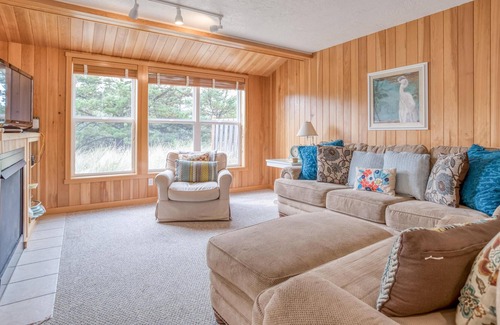 Shorepine Village House | Summerhouse Cottage