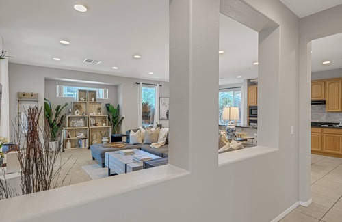 Spring Valley House | Summerlin South Villa 5BD + Private Pool & Hot Tub +Luxury Resort Like Amenities