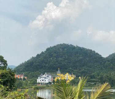 Soc Son Villa | Summerly Villa Dong Do - Venuestay