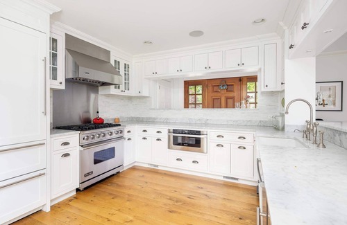 Bridgehampton House | Summerset Villa by Rove | Home w/Pool & Hot Tub