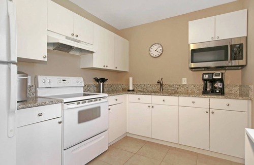 Port Charlotte House | Summertime Vacation Villa in Port Charlotte Florida with heated pool