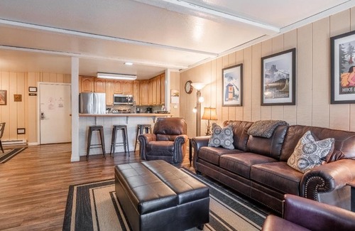 Mammoth Lakes House | Summit Forester #47 BLDG.2 Bedrm/2 bath Ski in Ski Out! Steps to Chair 15 at Little Eagle Lodge!