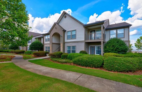 Crestline Heights Apartment | SUMMIT PROPERTY