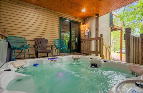 Lake Harmony Estates House | Summit Shores Tranquil Escape Designed for Groups w Fire Pit Game Room