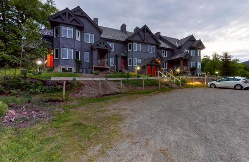 North Troy Apartment | Summit Solitude & Latitude Adjustment