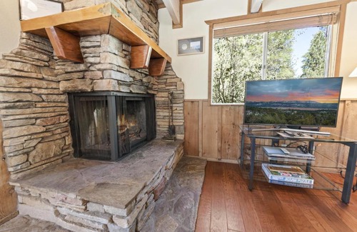 Fox Farm House | Summit View