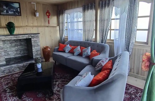 Darjeeling House | Sumnima Homestays Experience Regency at Home.nn