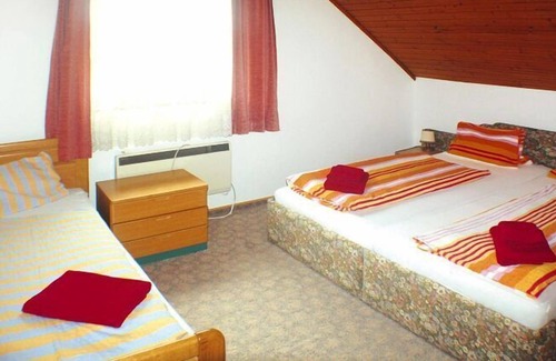 Unterburg am Klopeiner See Apartment | Sunny holiday apartment with balcony on Klopeinersee with private beach