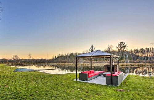Northeast Michigan House | Sun-Dappled Cadillac Gem w/Kayaks & Grill!