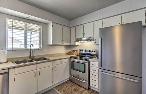 Tucson House | Sun-Dappled Tucson Home w/Patio & Grill!