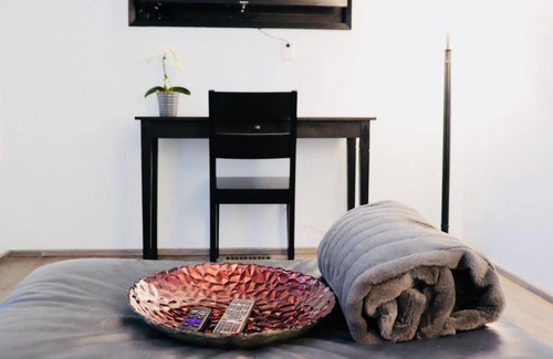 Maple Creek Apartment | Sun Dog Manor
