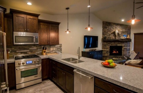 Park City House | Sun-filled Townhouse with Mountain Views!