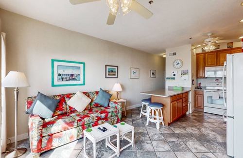 Hatteras Condo | Sun-kissed beachfront condo with central AC, pool/hot tub access