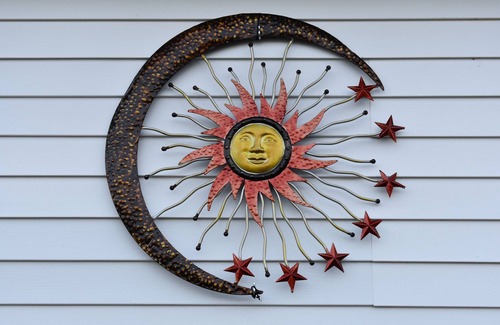 Issue House | Sun, Moon and Stars