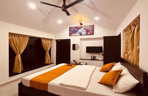 Manjakuttai Hotel | Sun Rays Inn