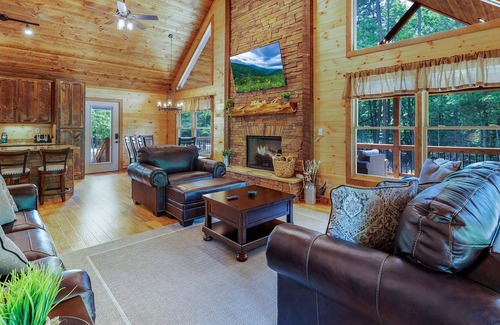 My Mountain Cabin | Sun Rays mountain Vista