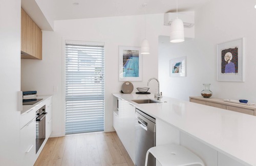 Papamoa Beach House | Sun & Salt ~ Papamoa - Beyonder Holiday Homes