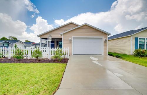 Wildwood House | Sun-Soaked Retreat in The Villages with Grill!
