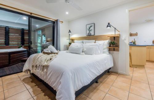 Agnes Water Villa | Sunbird Gardens Villa 3