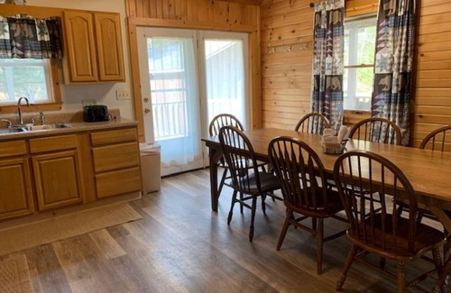 Tylersburg Cabin | Sunburst Locust Cabin